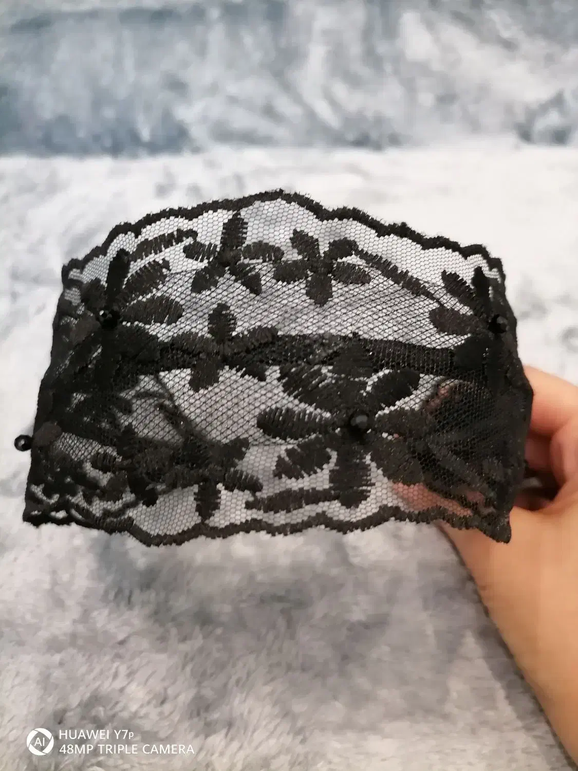 هدبندوتل گیپور|لباس|مشهد, فتح المبین|دیوار