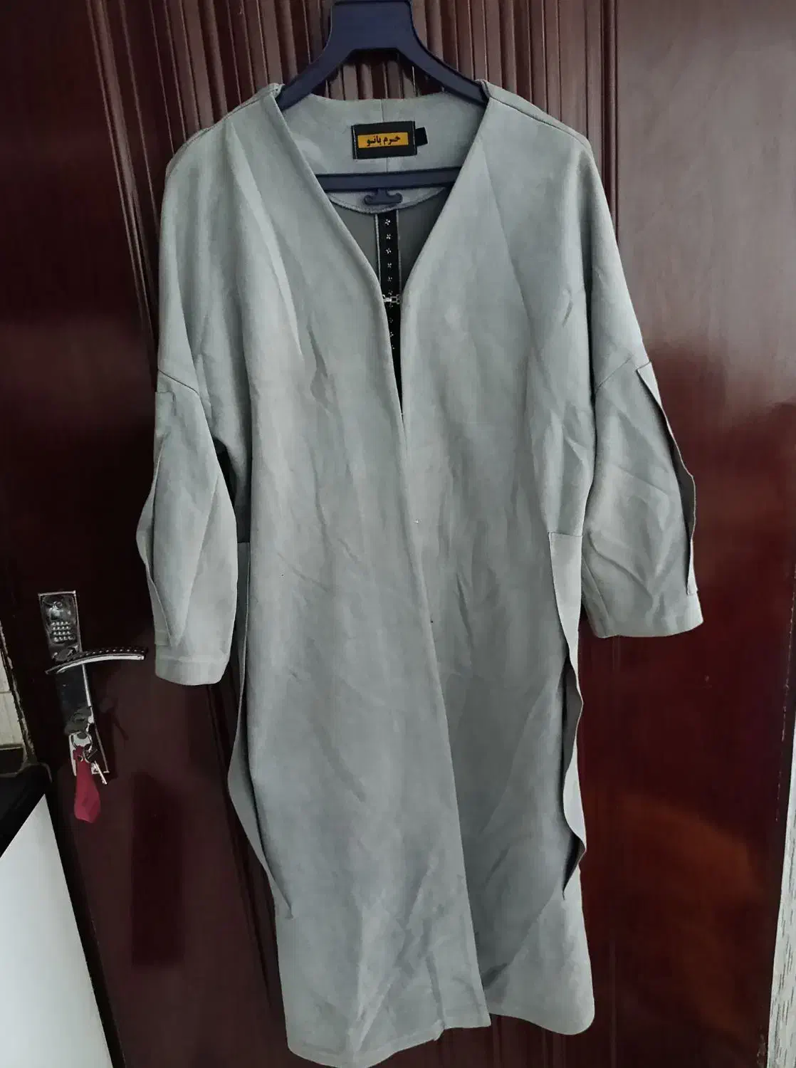 تعدادی کت و کاپشن سالم و تمیز|لباس|پاکدشت, پاکدشت (مامازند)|دیوار