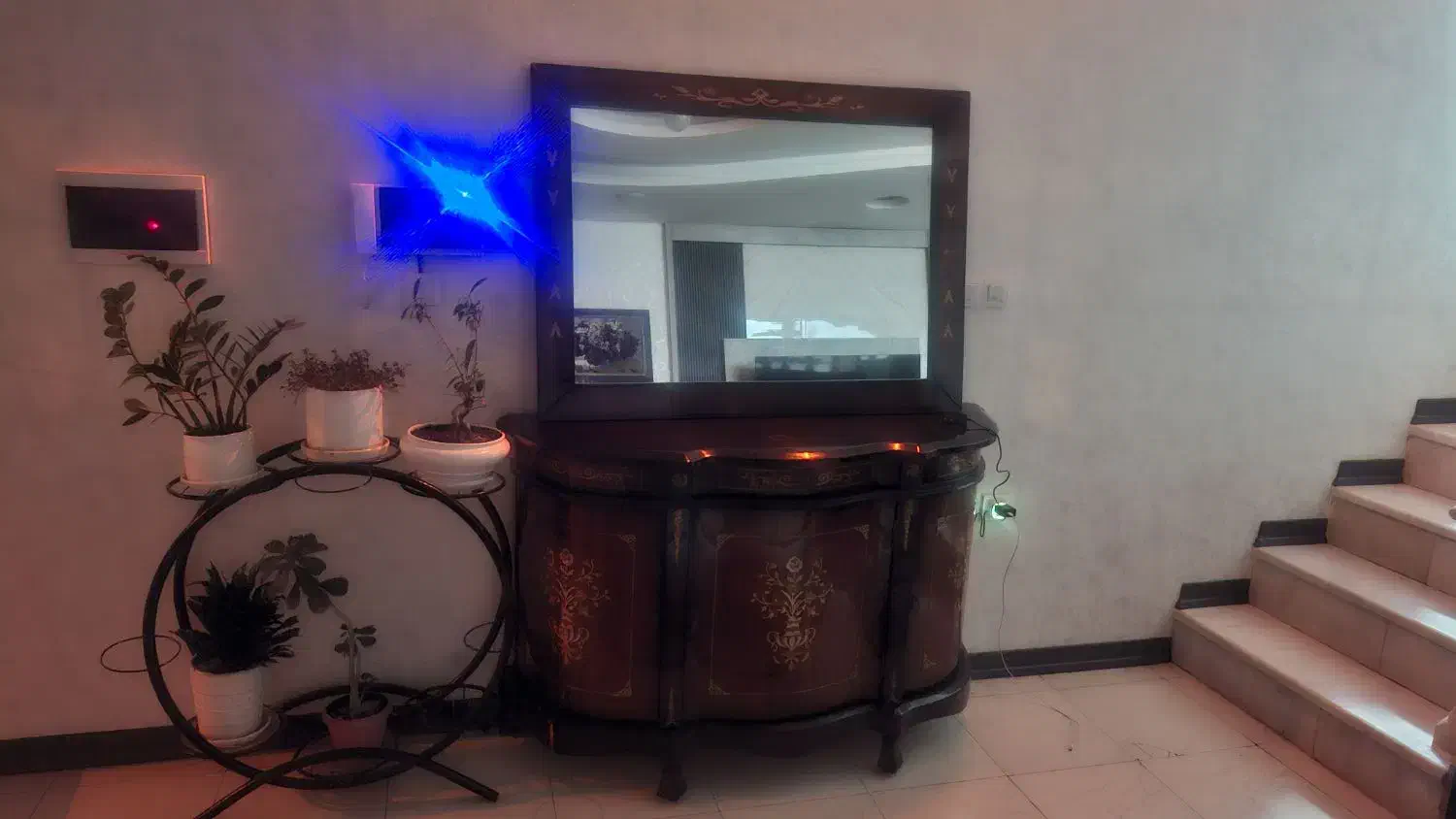 میز و آینه|بوفه، ویترین، کنسول|کرمان, |دیوار