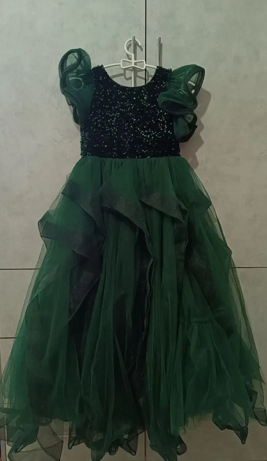 لباس مجلسی|لباس|ازنا, |دیوار