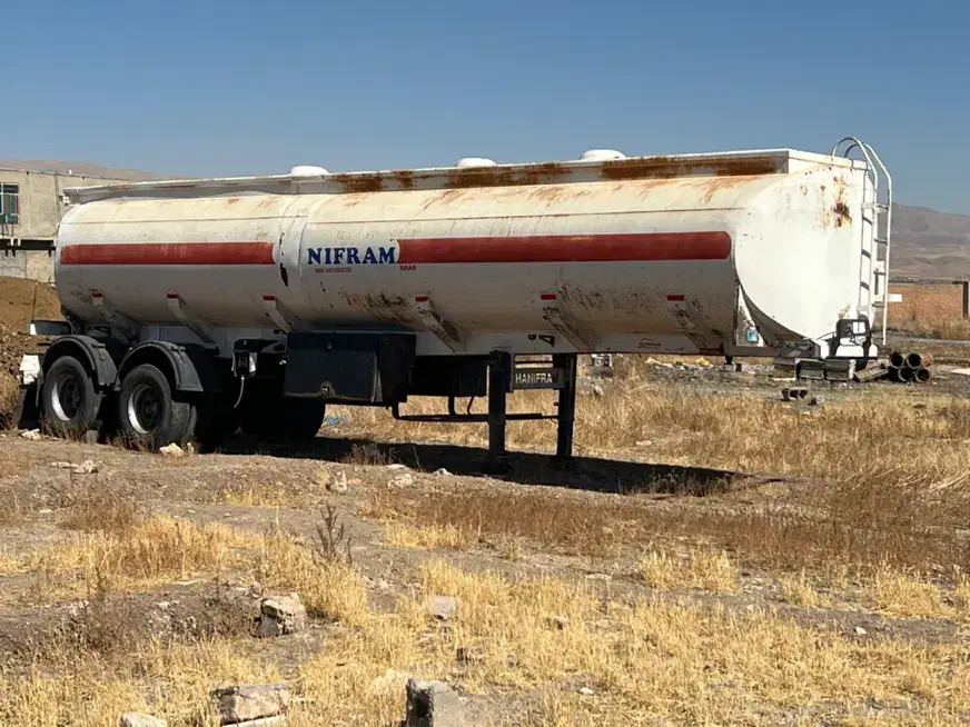 تریلی تانکر چهار مواد|خودرو سنگین|بناب, |دیوار