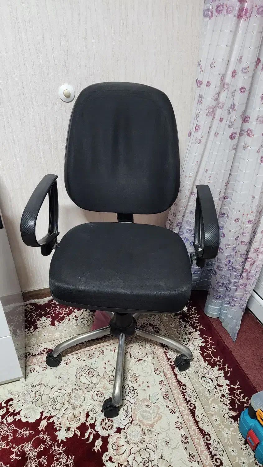 صندلی اداری چرخدار|مبلمان اداری|رباط‌کریم, رباط‌کریم|دیوار