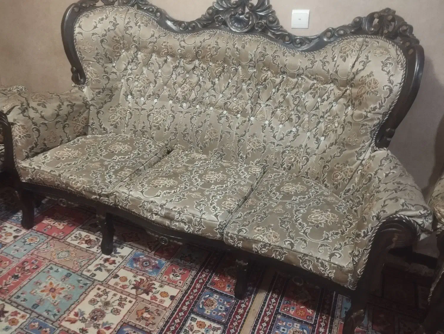 مبل سلطنطی|مبلمان خانگی و میز عسلی|فولادشهر, مسکن مهر فولادشهر|دیوار