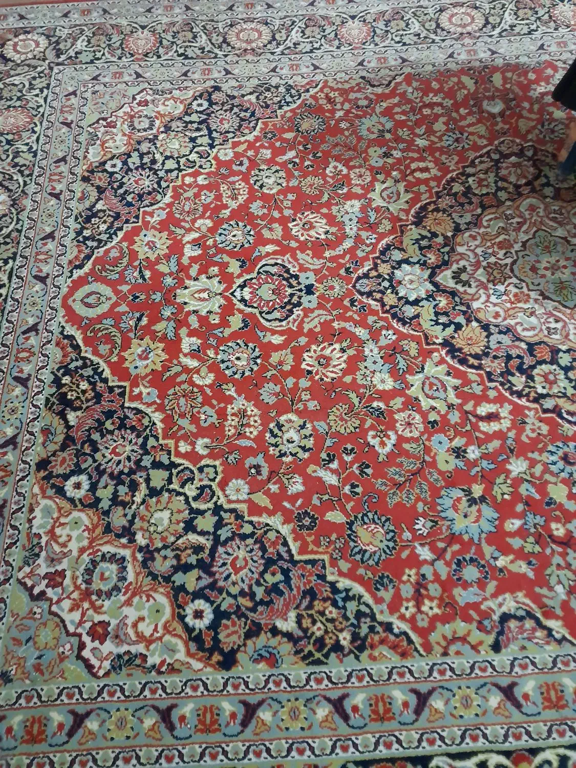 فرش|فرش|مرودشت, استادیوم‎|دیوار