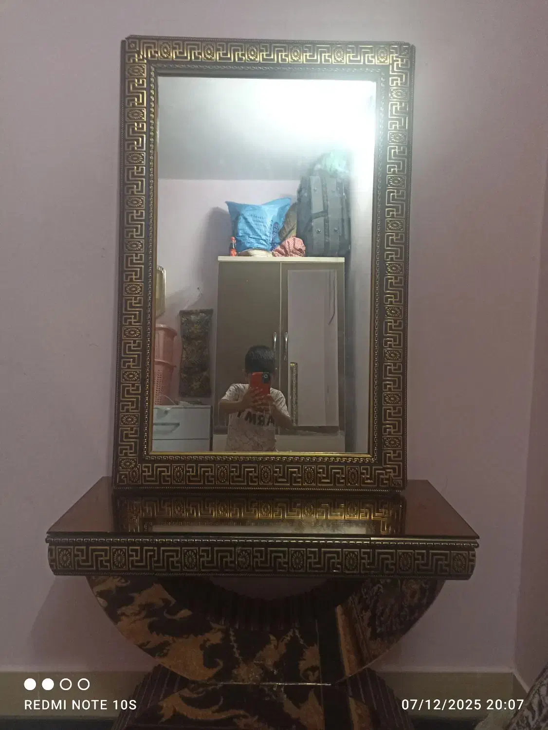 آینه و شمعدان|آینه|بیرجند, |دیوار