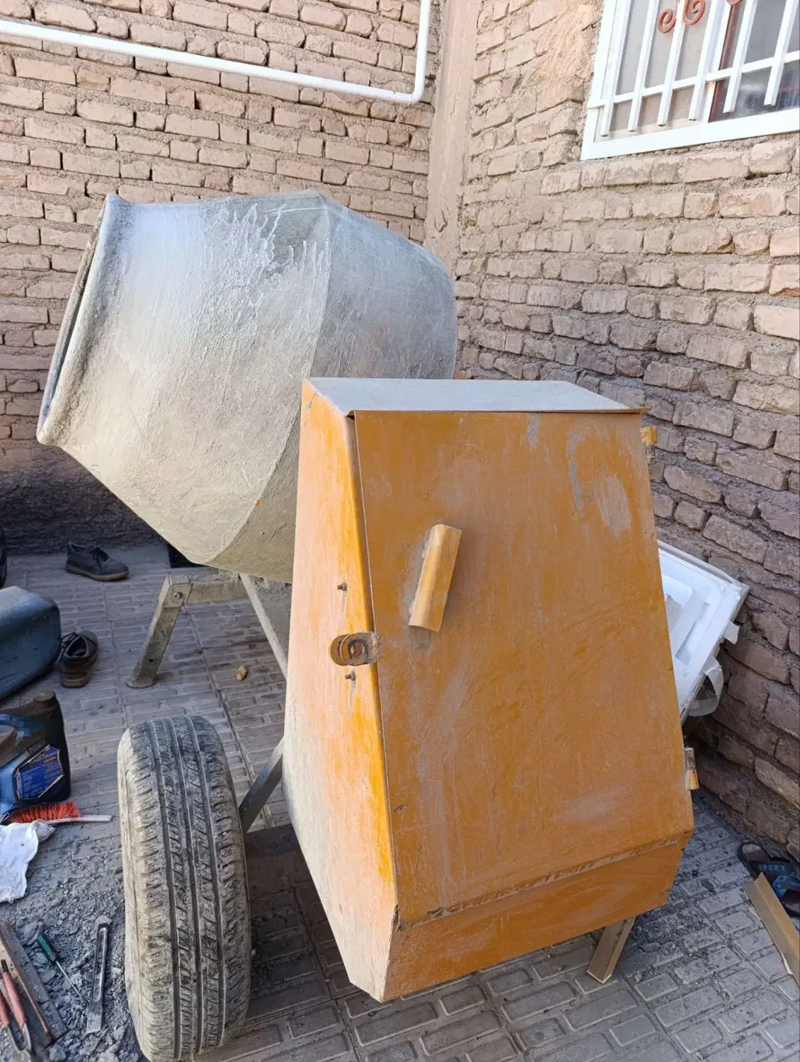 وسایل کارگاه بلوک زنی|ماشین‌آلات صنعتی|کرمان, |دیوار