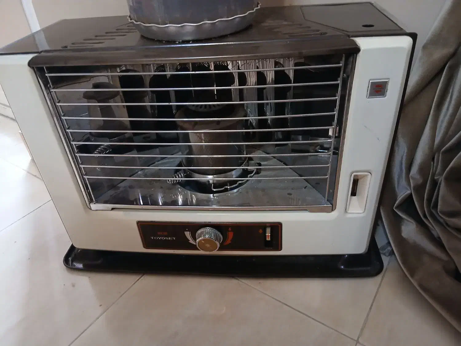 بخاری نفتی توی ست|بخاری، هیتر، شومینه|رشت, بلوار گیلان|دیوار