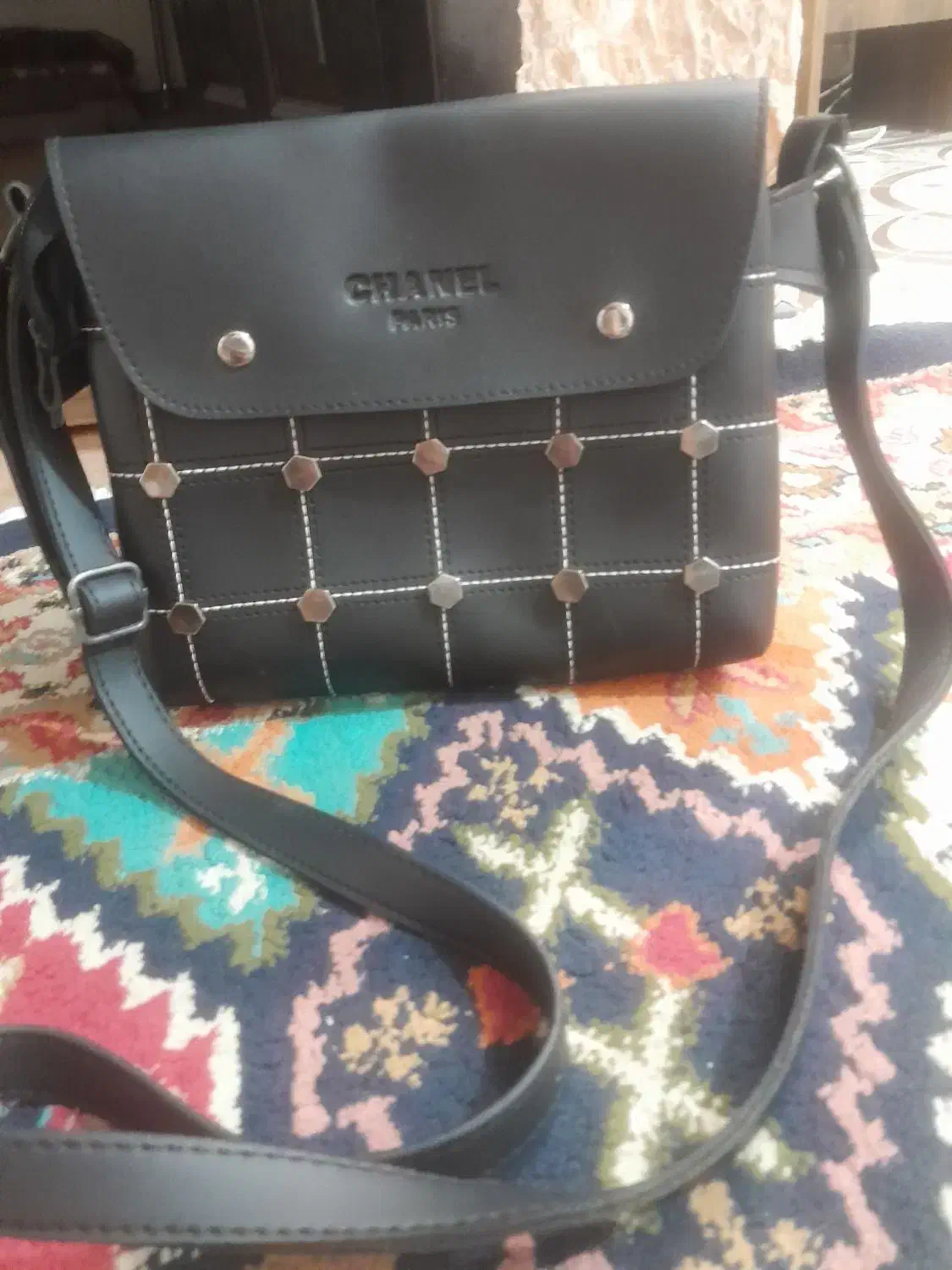 کیف و جوراب میدان سپاه میباشد|کیف، کفش، کمربند|پاکدشت, پاکدشت (مامازند)|دیوار