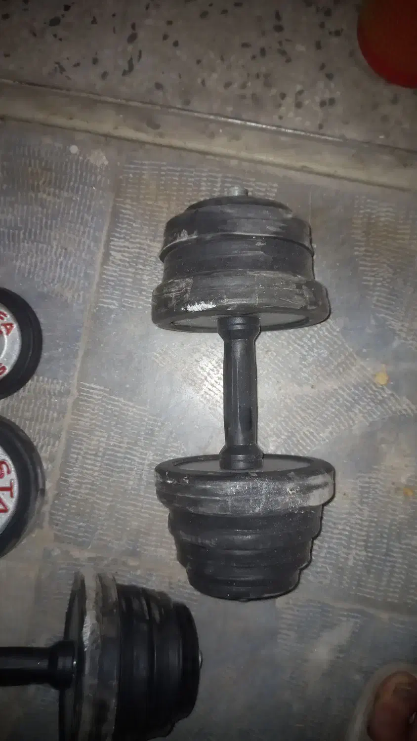 دمبل 18 k|تجهیزات ورزشی|اصفهان, باغ زرشک|دیوار