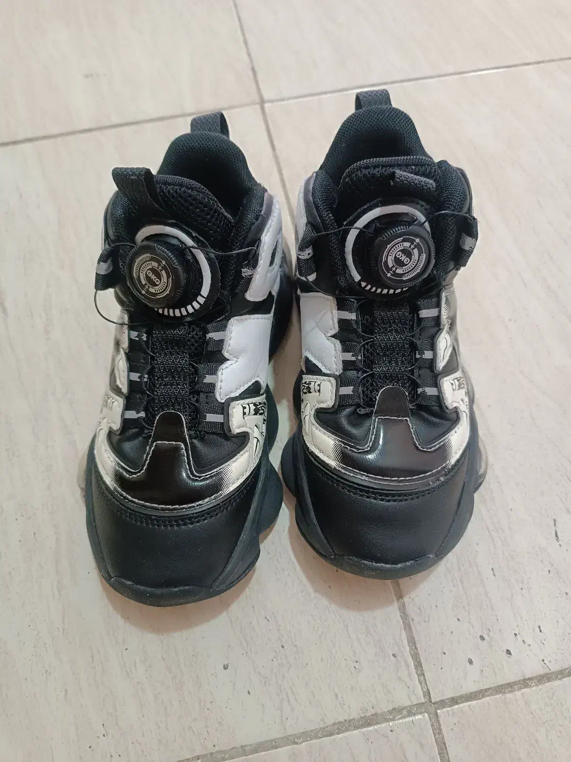 سه جفت کفش بچه گانه سایز۳۲و۳۳قیمت۱۵۰۰|کیف، کفش، کمربند|صدرا-فارس, باغشهر گلبهار صدرا|دیوار