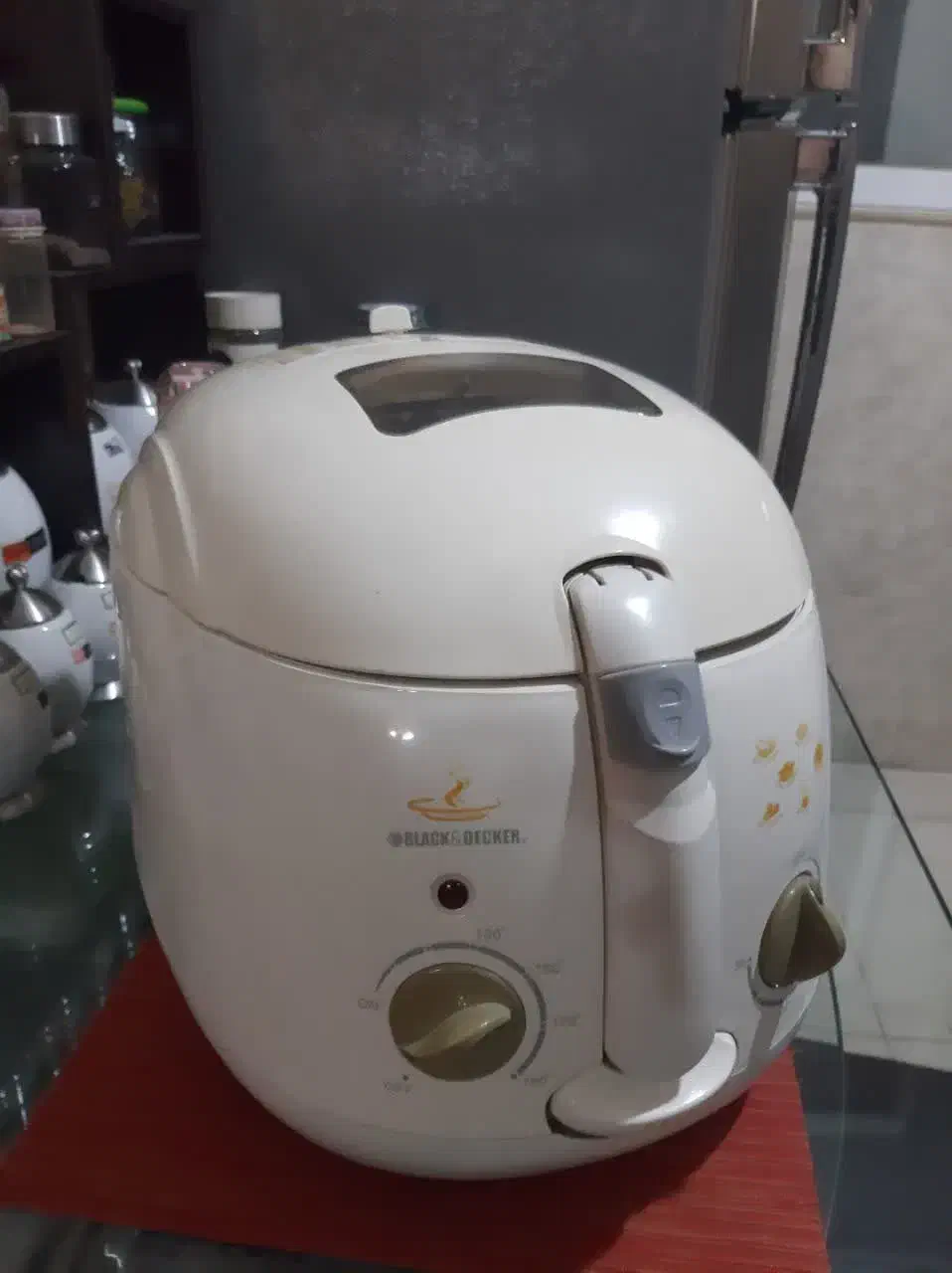 سرخ کن black&Decker ساخت انگلستان|اجاق گاز و لوازم برقی پختوپز|ساری, |دیوار