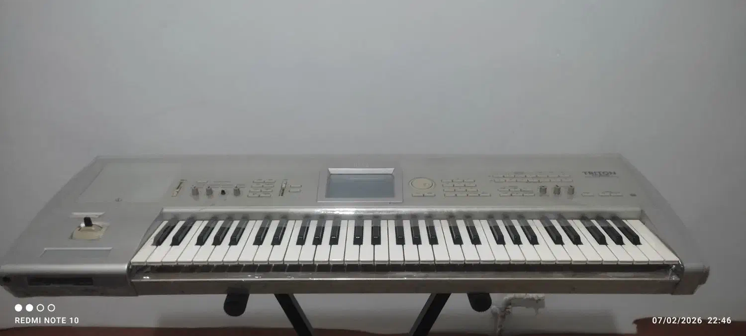 KORG|پیانو، کیبورد، آکاردئون|پیرانشهر, |دیوار