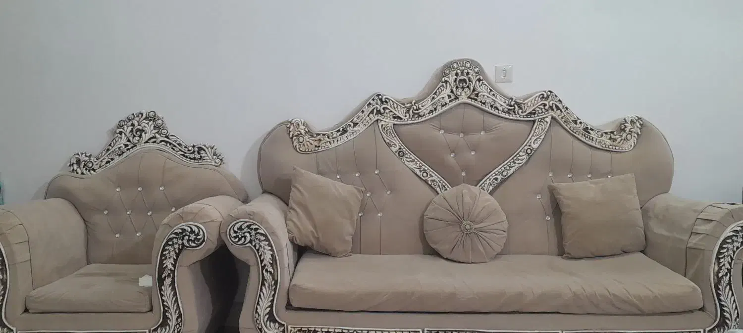 مبل|مبلمان خانگی و میز عسلی|تربت‌حیدریه, قائم|دیوار