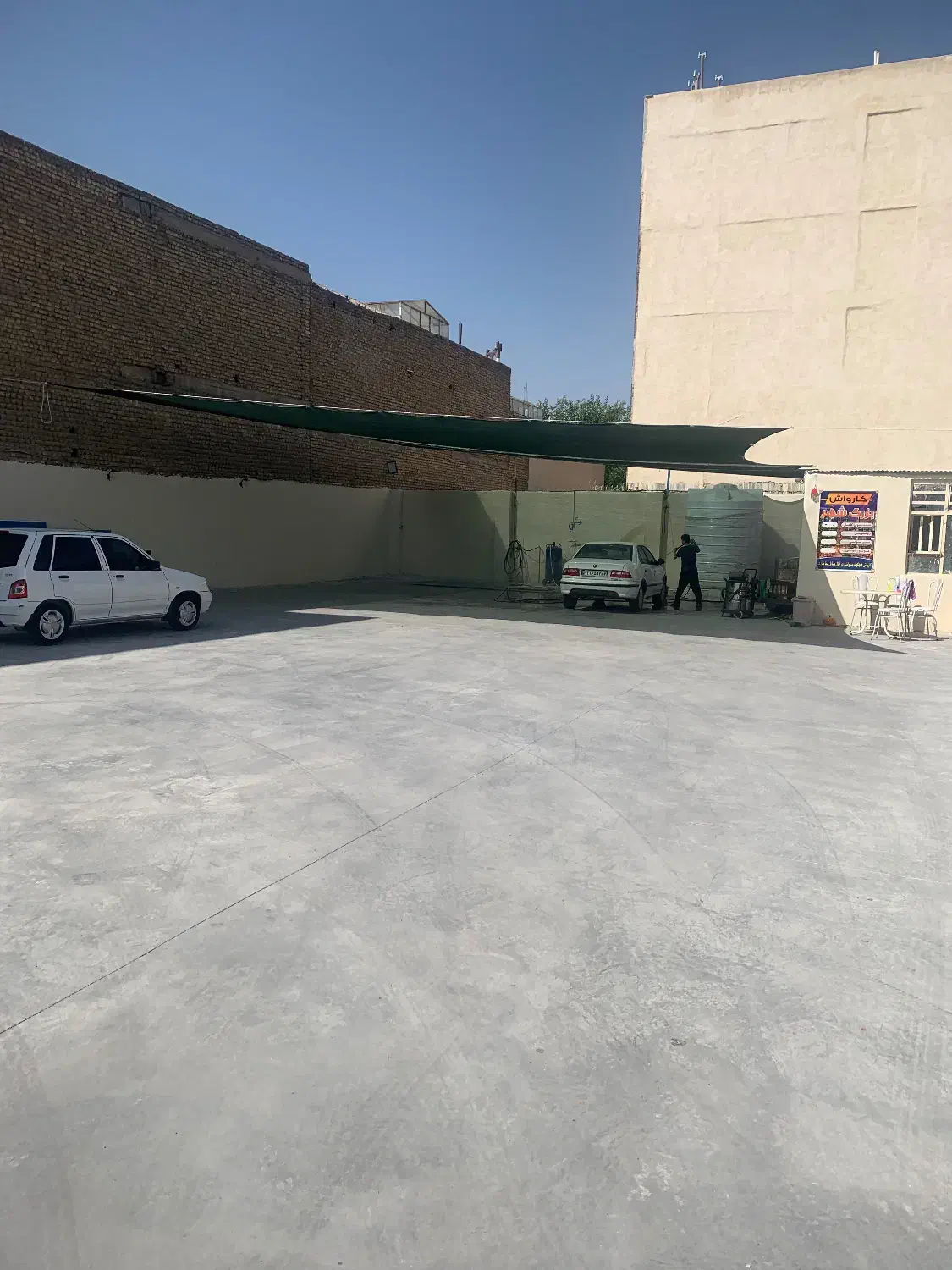 کارگر کارواش با ۳ وعده غذایی|استخدام سرایداری و نظافت|خمینیشهر, |دیوار