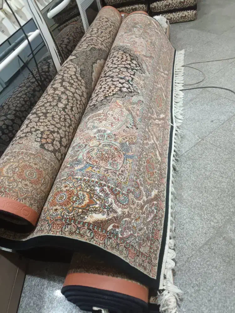 فروشنده و خریدار فروش دستبافت ماشینی|فرش|تهران, سعادتآباد|دیوار