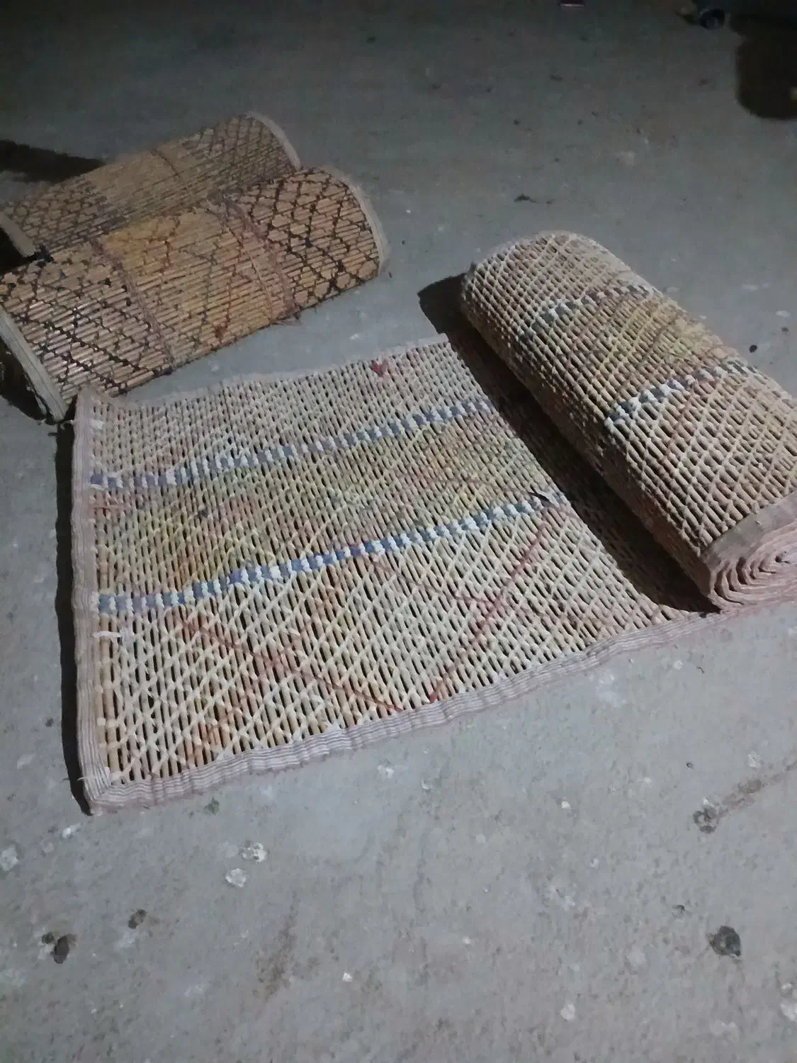 چیت درجه یک|لوازم خیاطی و بافتنی|بروجرد, |دیوار