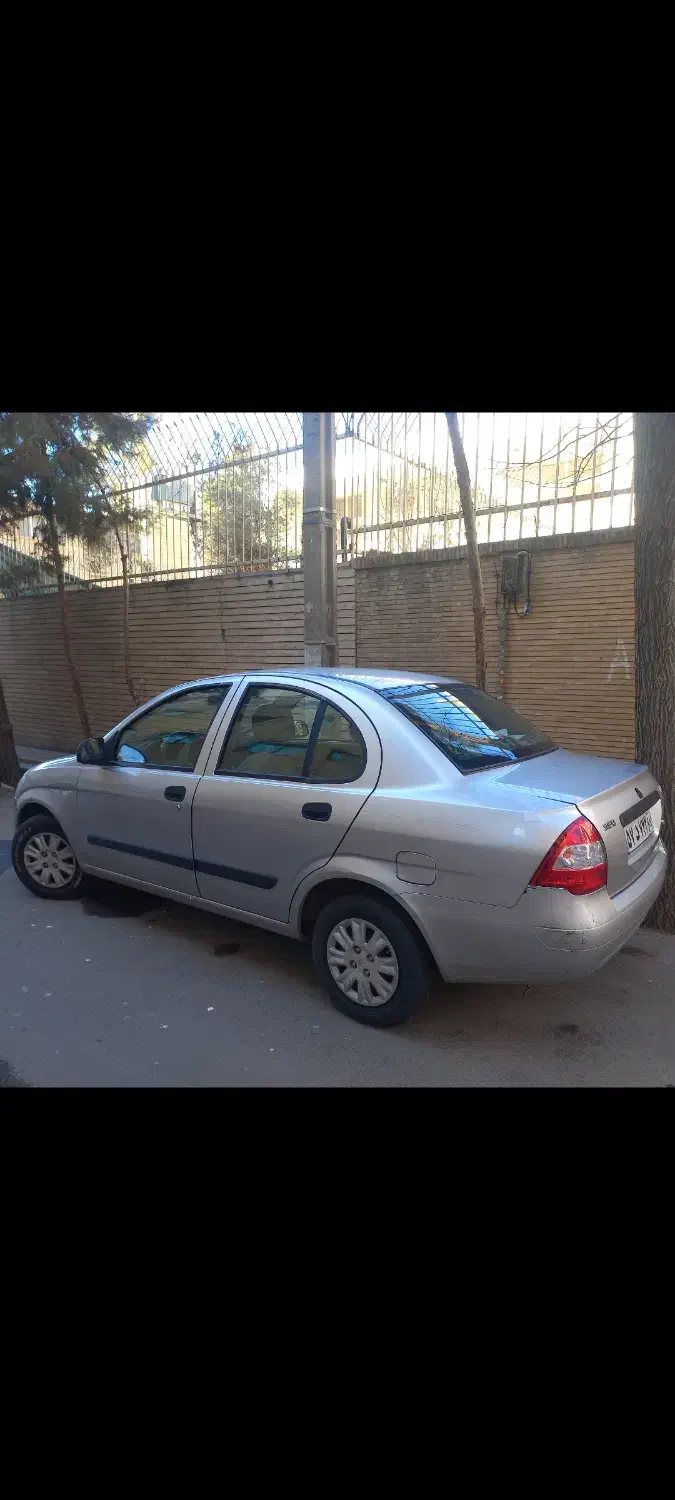 تیبا صندوق دار مدل۹۰|خودرو سواری و وانت|اصفهان, مفتح|دیوار