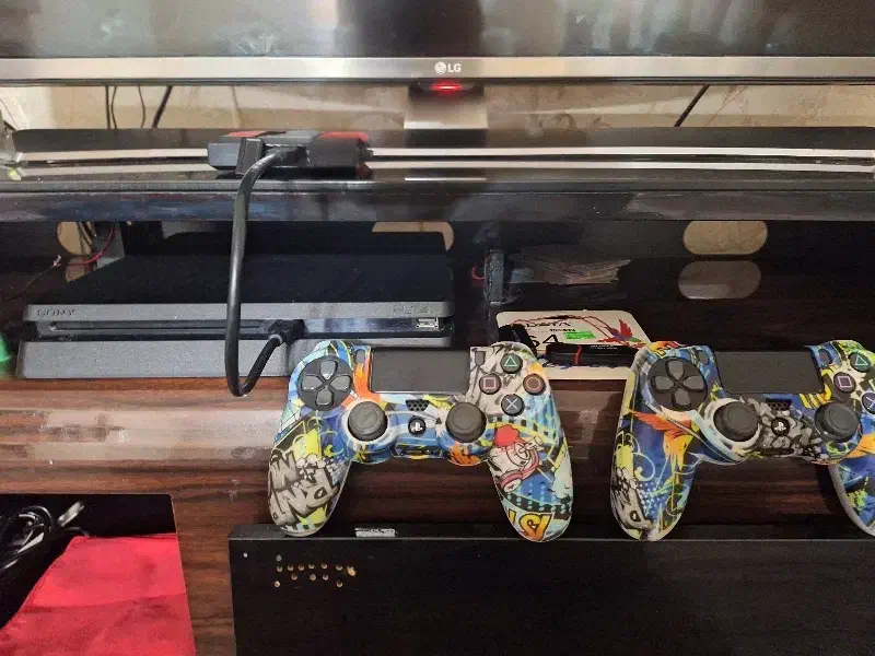 ps4 کپی خور اسلیم ۱ ترا دو دسته|کنسول، بازی ویدئویی و آنلاین|زنجان, |دیوار