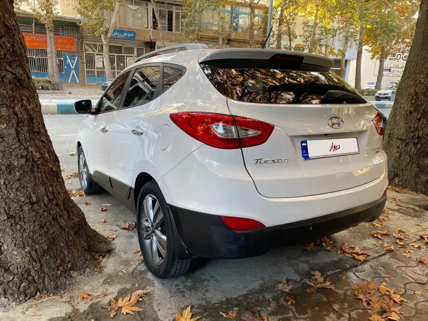 توسان ۲۰۱۵|خودرو سواری و وانت|بجنورد, |دیوار