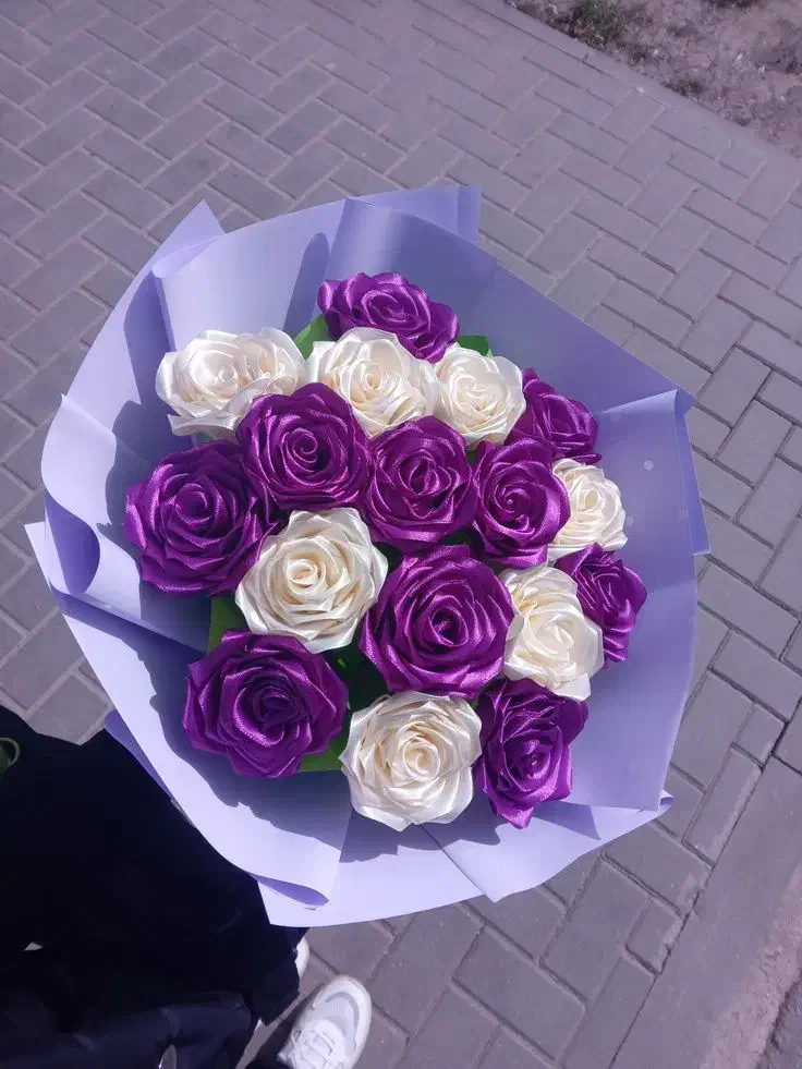 سفارش ساخت گل رُز مصنوعی پذیرفته می‌شود|صنایع دستی و سایر لوازم تزئینی|بندر انزلی, چهارفریضه|دیوار