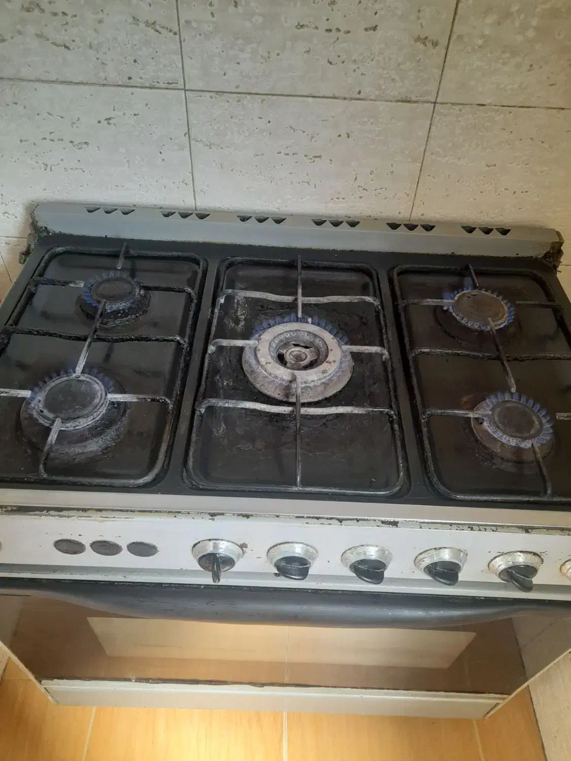 گاز ۵ شعله فردار|اجاق گاز و لوازم برقی پخت‌وپز|نوشهر, |دیوار