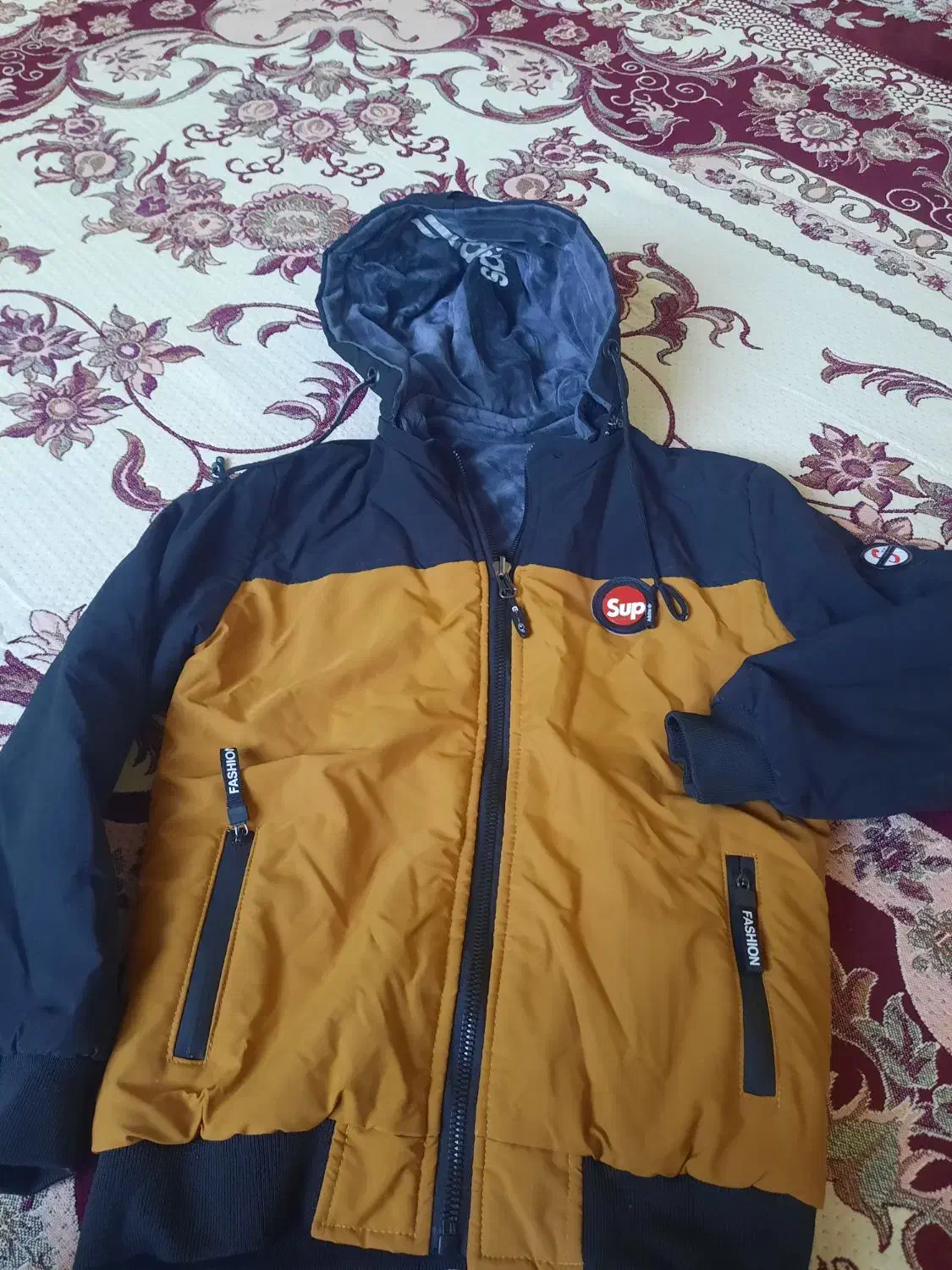 کاپشن ،کت وشلوار،دورس برای ۱۰تا ۱۲ سال|کفش و لباس بچه|ری, عباسآباد|دیوار