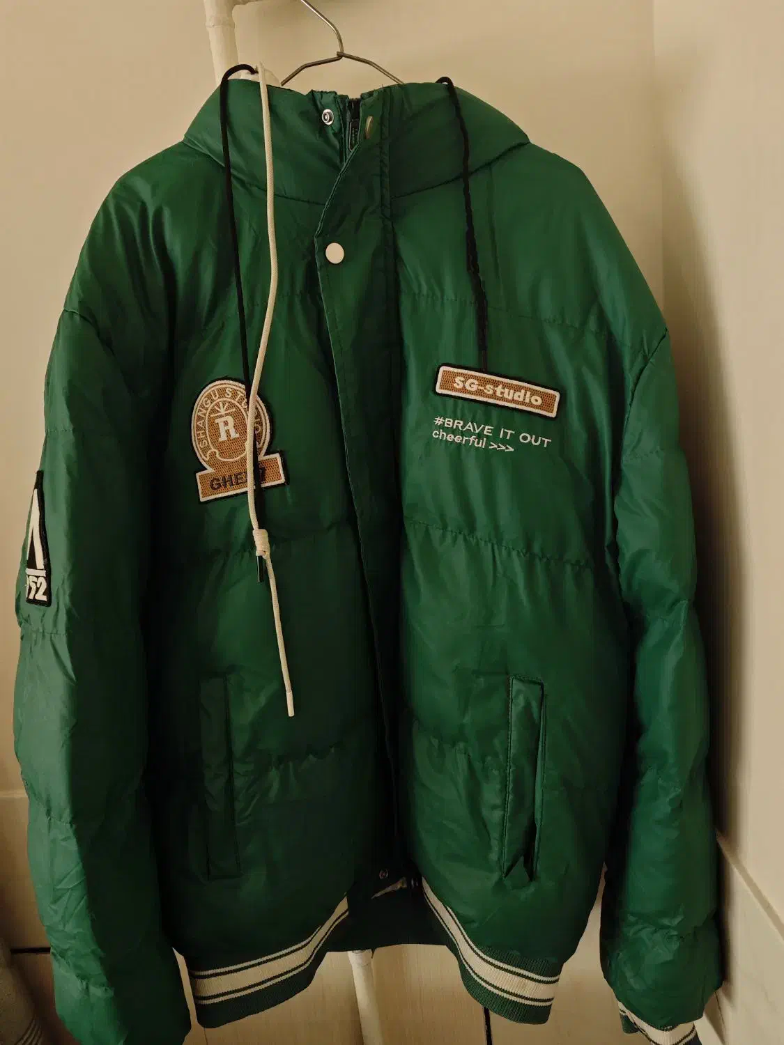 کاپشن در حد نو|لباس|فلاورجان, |دیوار