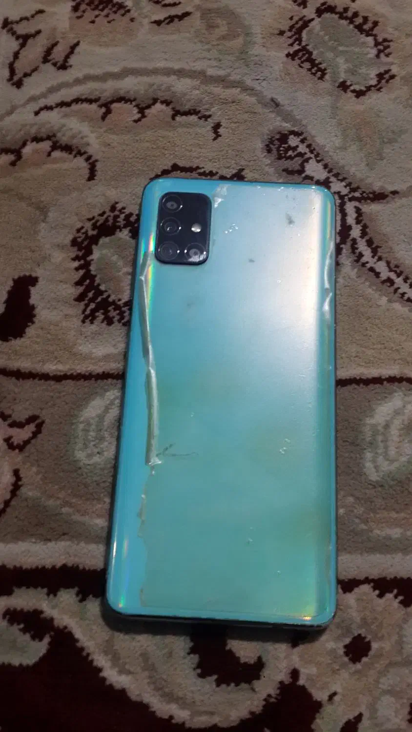 a51سالم از نظر کارکرد گوشی خوبی است|موبایل|مشهد, طرق|دیوار