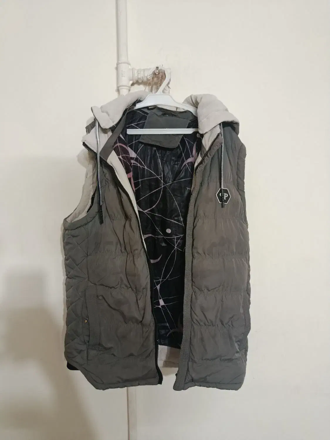 پافر|لباس|شیراز, لشکری‎|دیوار