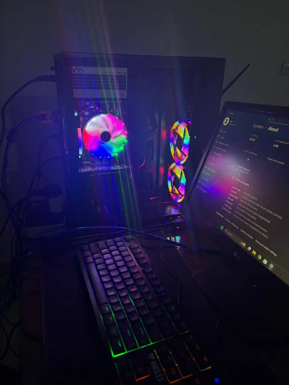 سیستم گیمینگ به همراه مانیتور و..|رایانه رومیزی|تالش, هشتپر|دیوار