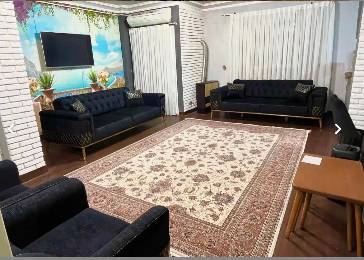 مبل ۸ نفره چستر تخت خواب شو چرم مخمل مشکی|مبلمان خانگی و میز عسلی|رشت, چله خانه|دیوار