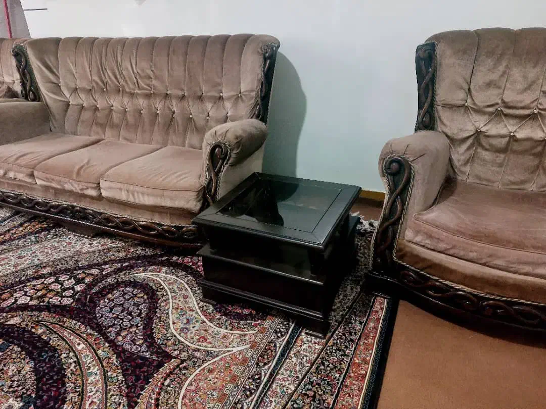 مبل تمیز|مبلمان خانگی و میز عسلی|دوگنبدان, |دیوار