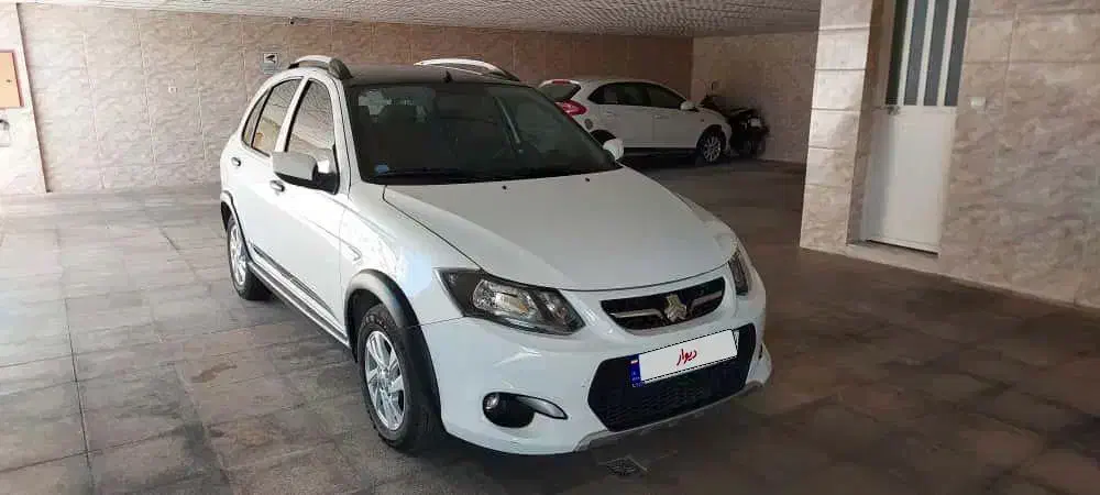 کوییک r سفید مشکی|خودرو سواری و وانت|شیراز, شهرک سراج|دیوار