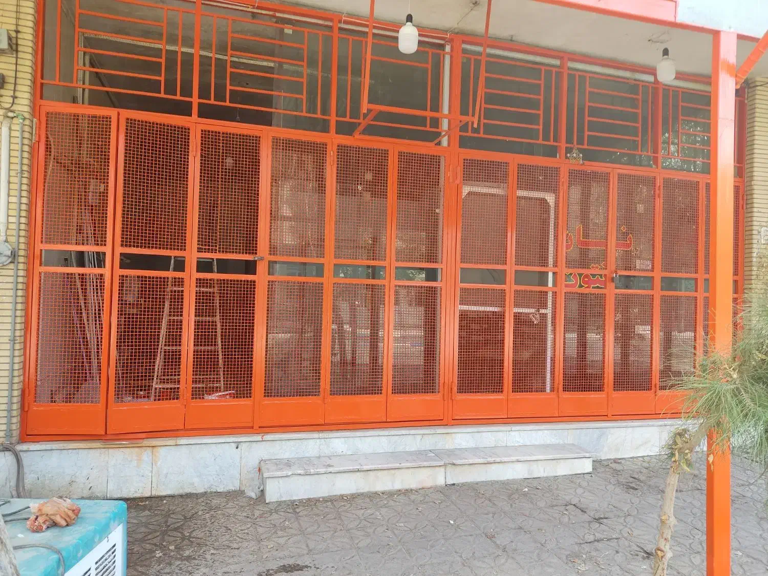 درب اهنی|مصالح و تجهیزات ساختمان|اردستان, |دیوار