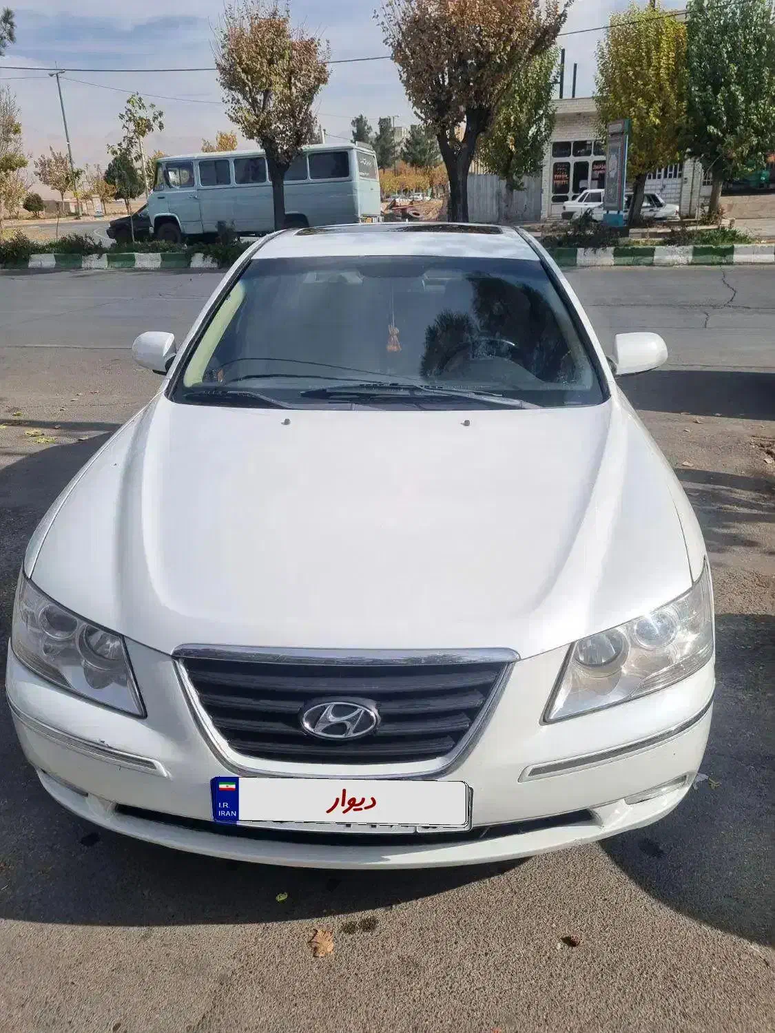 سوناتا۲۰۰۹اتومات|خودرو سواری و وانت|دلیجان, |دیوار