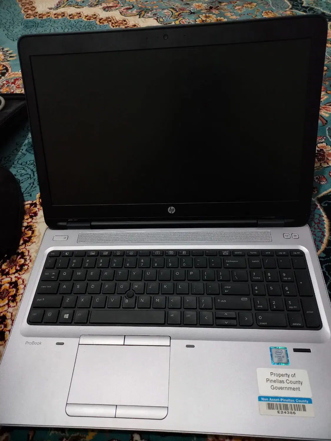 لب‌تاب|رایانه همراه|تهران, فلسطین (میدان انقلاب)|دیوار