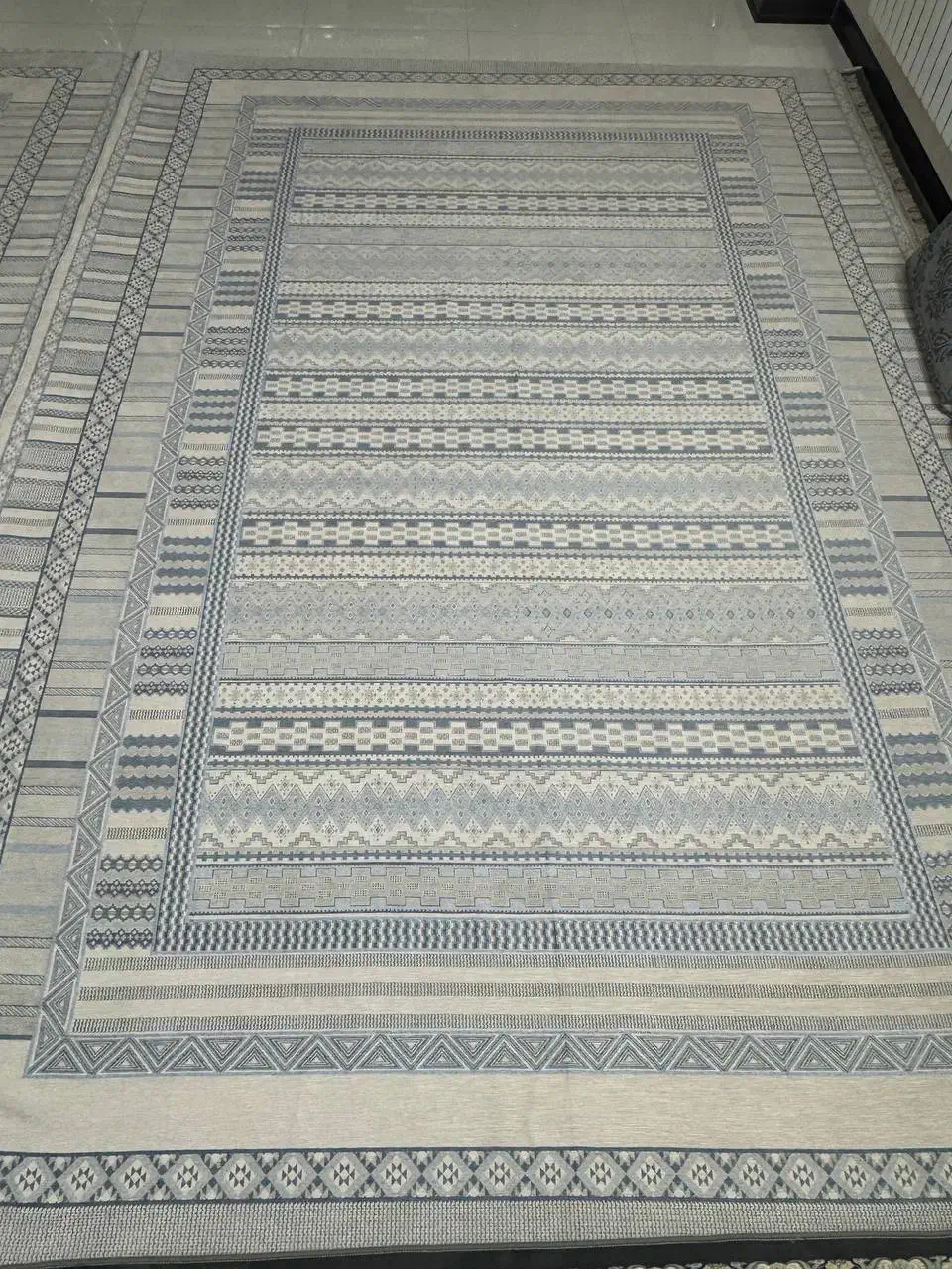 روفرشی|روفرشی|قرچک, زیبا شهر|دیوار