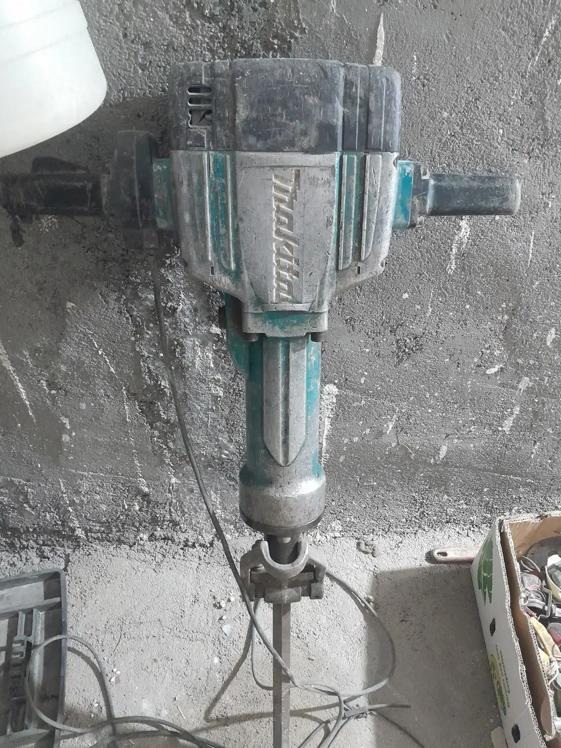 هیلتی ماکیتا|ابزارآلات|اسفراین, |دیوار