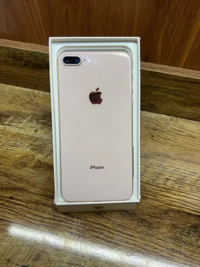 گوشی آیفون 8پلاس 64|موبایل|تبریز, |دیوار