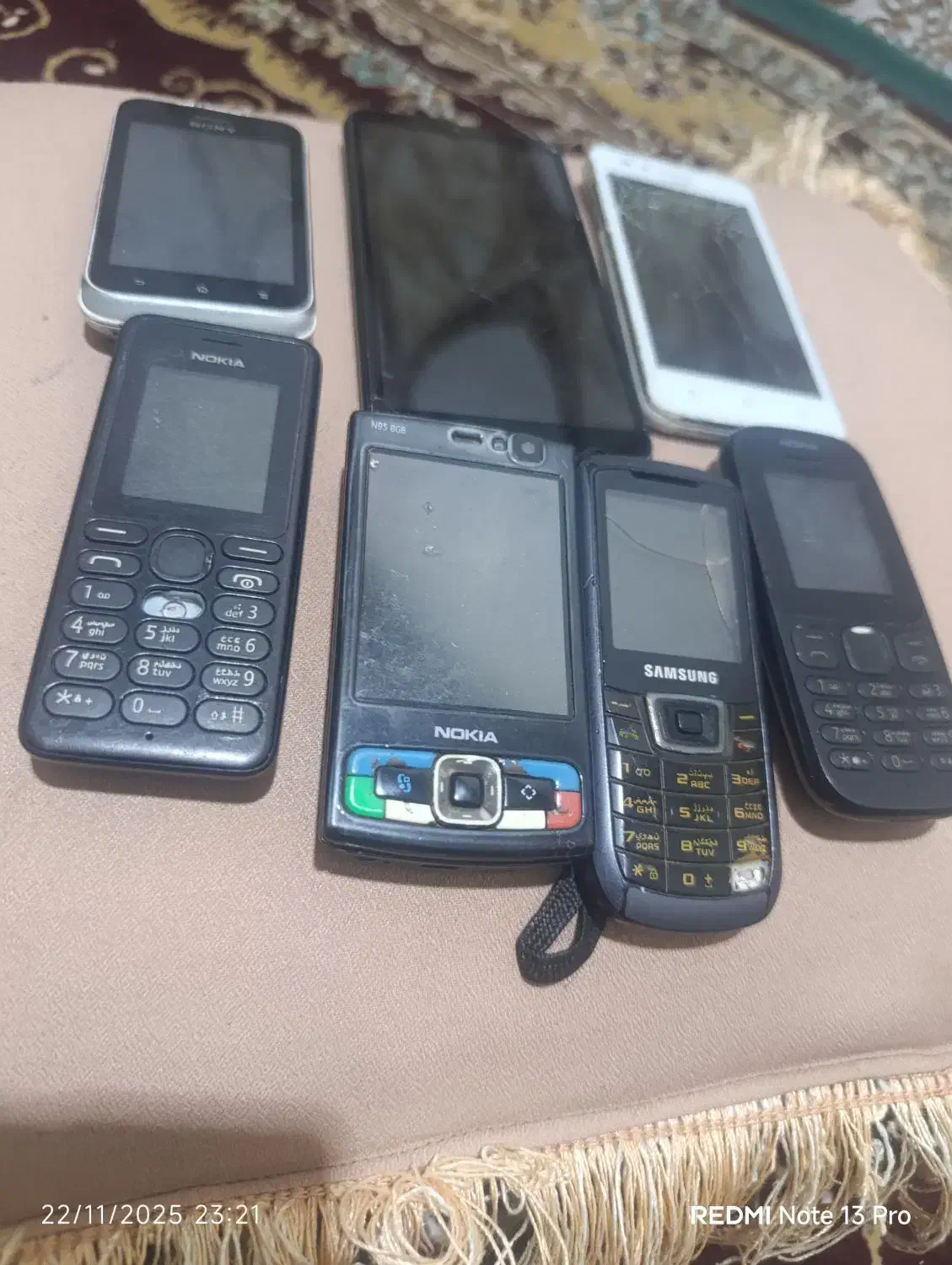 گوشی کارکرده با خرابی جزیی برای فروش|موبایل|یزد, |دیوار