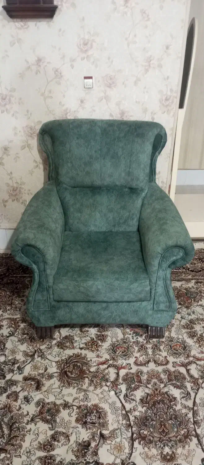 مبل چهار نفره|مبلمان خانگی و میز عسلی|تربت جام, جامی|دیوار