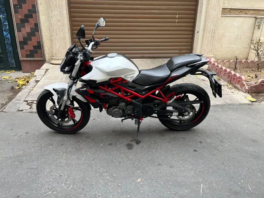 بنلی ۲۵۰ تمیز و سالم بدون خط و خش|موتورسیکلت|تهران, جیحون|دیوار