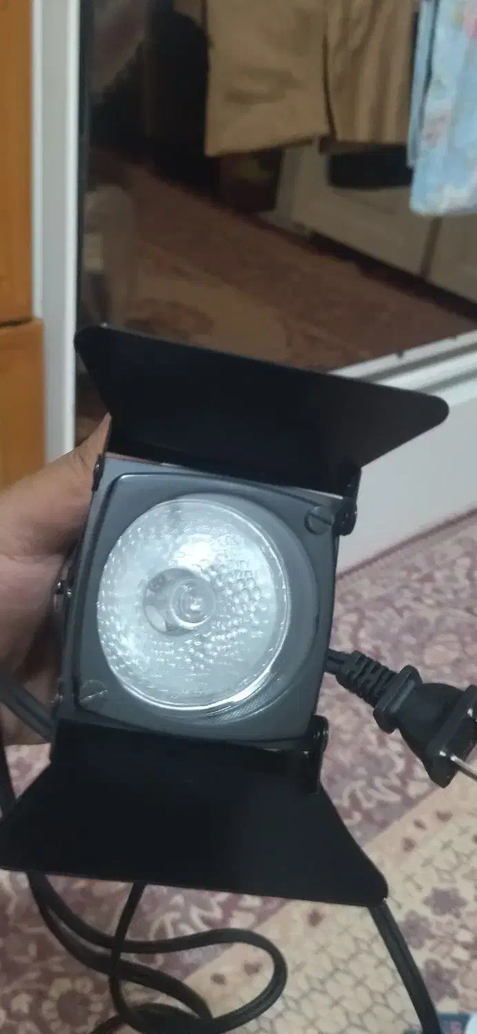 پرژکتور|تلویزیون و پروژکتور|دورود, |دیوار