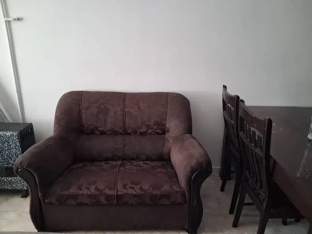 مبل و ناهار خوری و زیر تلویزیون|میز و صندلی غذاخوری|باقرشهر, |دیوار