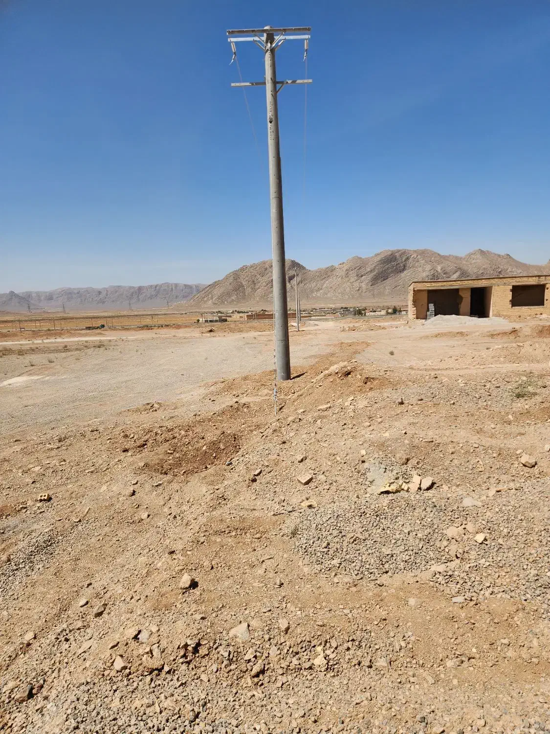 فروش زمین صنعتی با کاربری تولید بتن و آسفالت|فروش دفتر صنعتی، کشاورزی، تجاری|فولادشهر, B8|دیوار