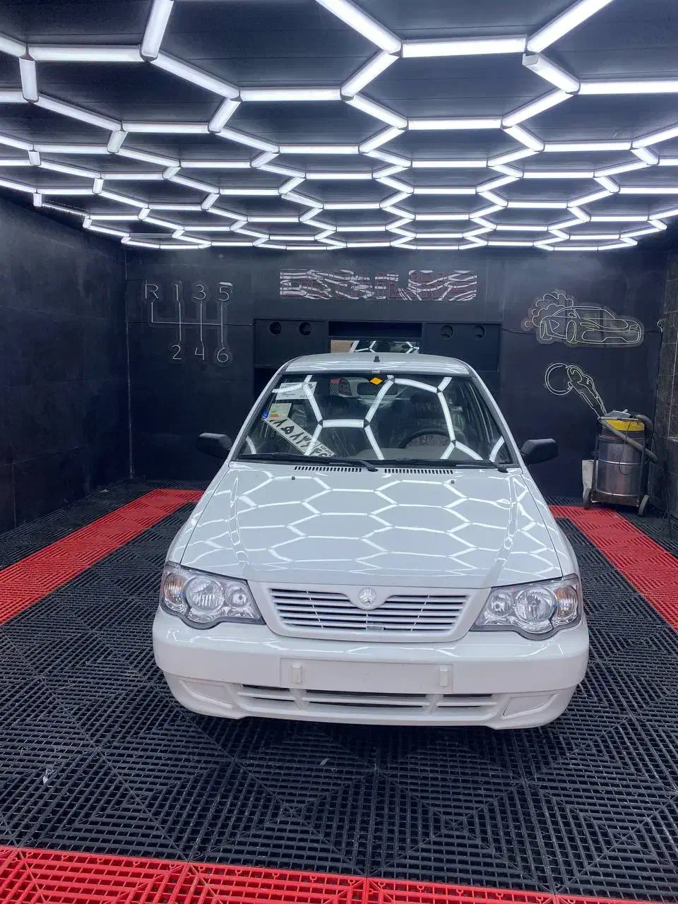 111 مدل 93|خودرو سواری و وانت|رشت, لاکان شهر|دیوار