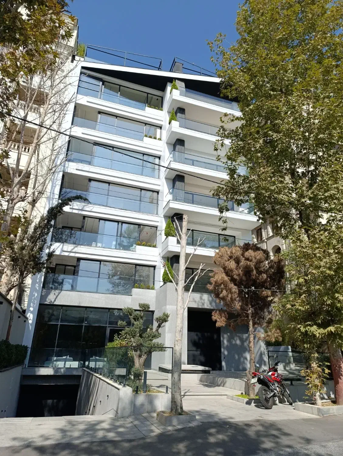 ۲۰۰ متری /فرمانیه/مدرن نوساز/زیر قیمت|فروش آپارتمان|تهران, کامرانیه|دیوار