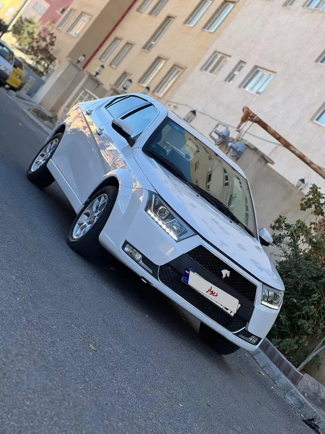 دنا پلاس اتومات بدون رنگ بدون توضیح|خودرو سواری و وانت|تبریز, |دیوار