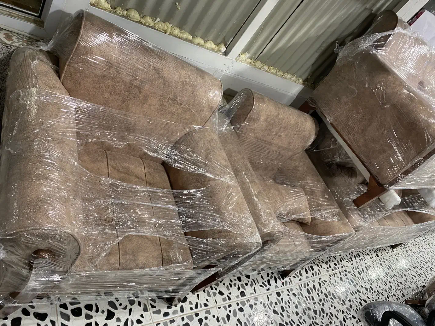 فروش انواع مبل و نهارخوری|مبلمان خانگی و میز عسلی|بندر دیر, |دیوار