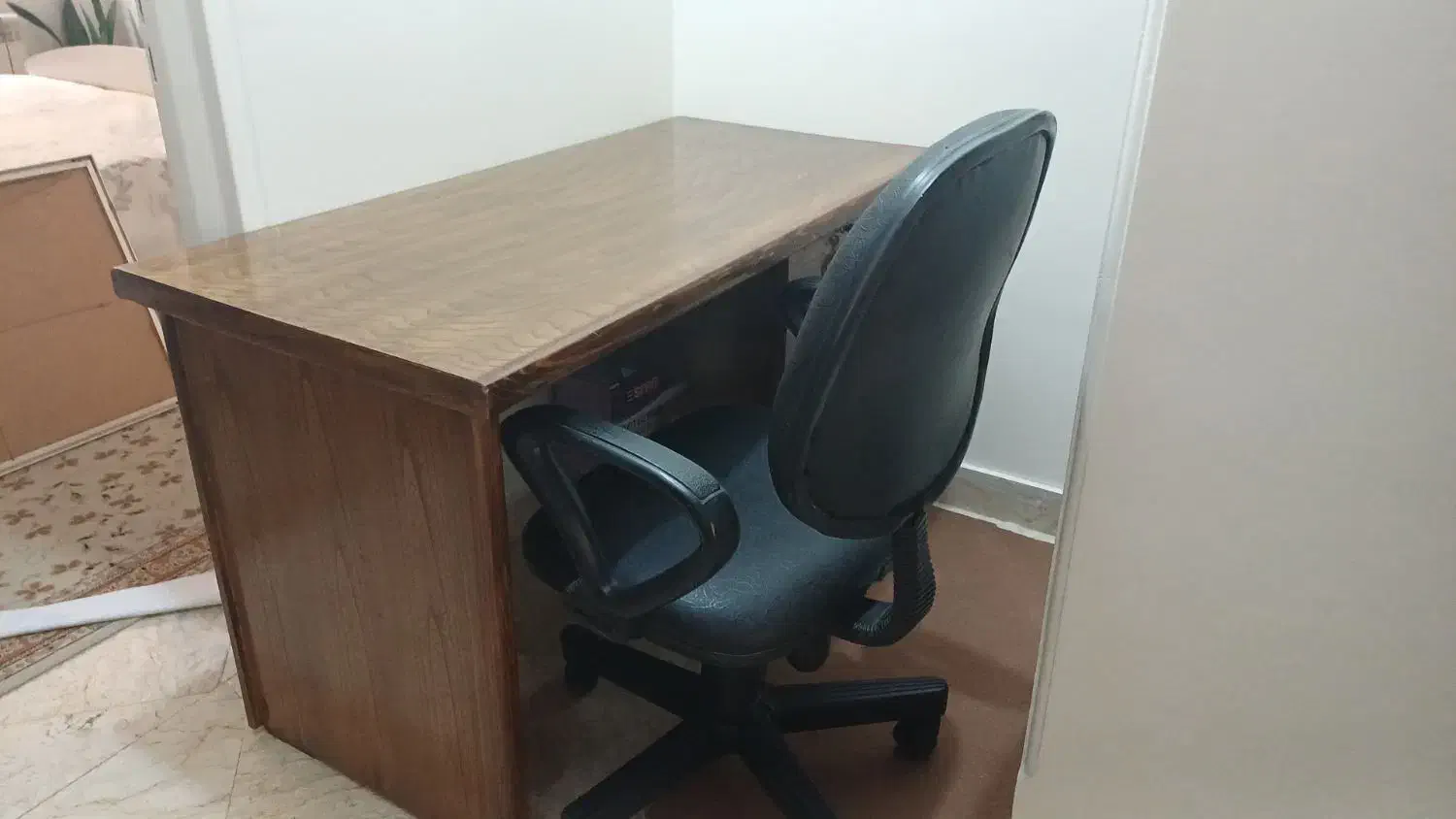 میز تحریر و صندلی|میز تحریر و کامپیوتر|تهران, شادمان|دیوار
